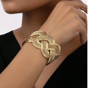 Chunky Gold Woven Mesh Open Bangle Textured Twist